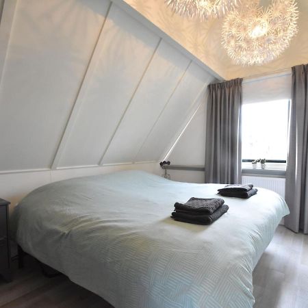 Balmy Holiday Home In Tuitjenhorn With Fenced Garden Extérieur photo