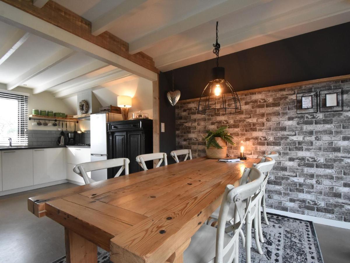 Balmy Holiday Home In Tuitjenhorn With Fenced Garden Extérieur photo