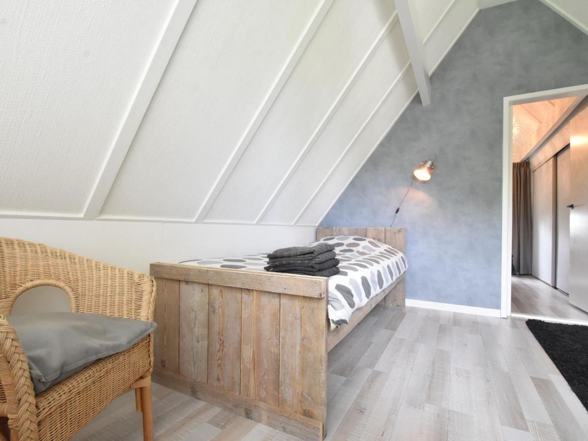 Balmy Holiday Home In Tuitjenhorn With Fenced Garden Extérieur photo